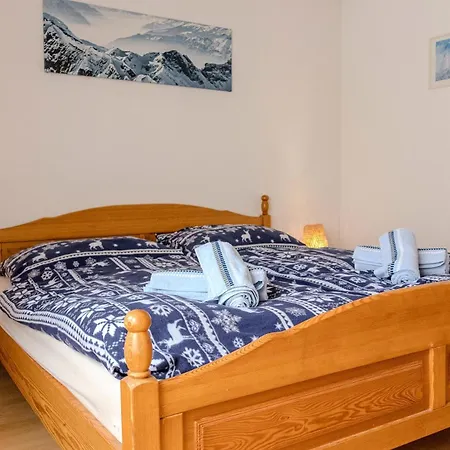 Bergblick, Maximal 4 Personen, Kueche, Balkon, Parkplatz *