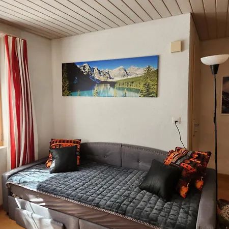 Bergblick, Maximal 4 Personen, Kueche, Balkon, Parkplatz Apartament Kandersteg