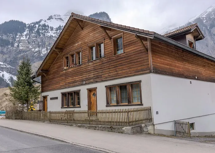 Loetschberg Grosszuegige Und Helle 2-zimmerwohnung 칸더슈텍